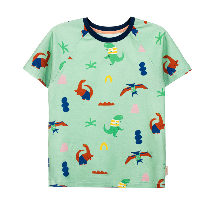 Raglan Shirt mit dem Motiv Dino Party aus fairer Bio-Baumwolle von der Marke Oktopulli